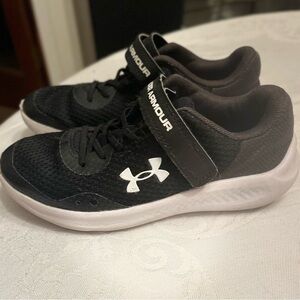 Youth Under Armour Athletic Shoes
